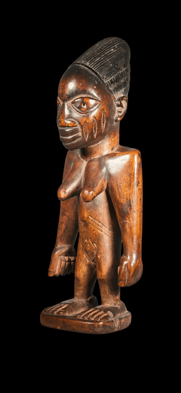 Figura ere ibeji atribuida al área Awori